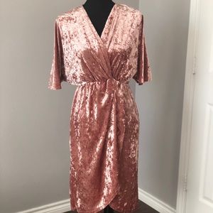 Pink Velvet Midi Dress 💗